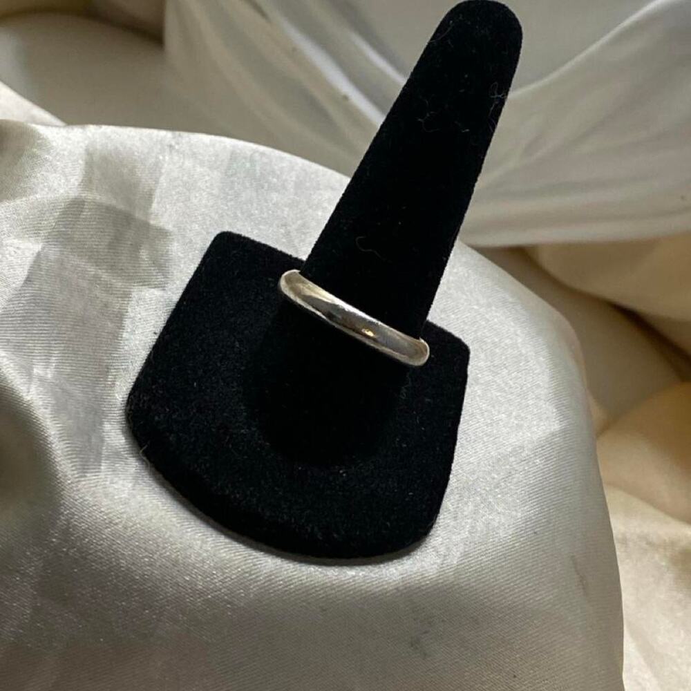 Vintage Sterling Silver 925 Solid Domed Band Ring Size 8 – 2.95g